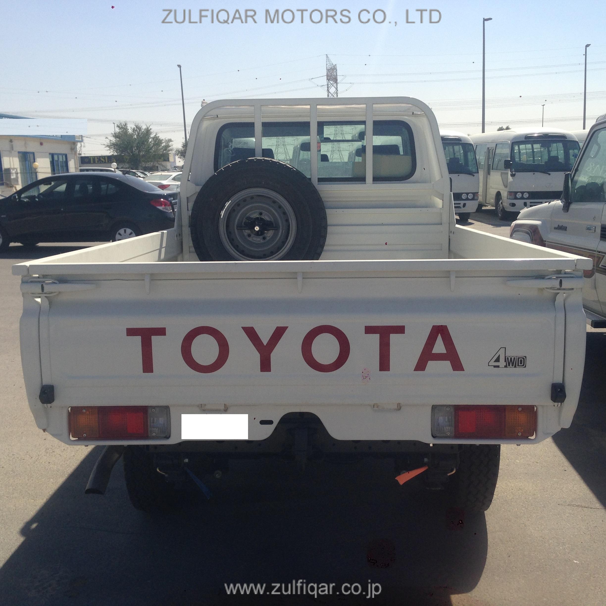 TOYOTA LAND CRUISER 2015 Image 4
