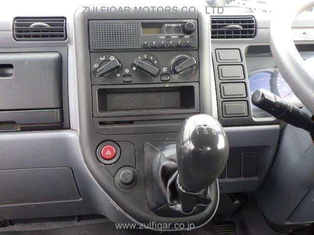 MITSUBISHI CANTER GUTS TRUCK 2009 Image 10