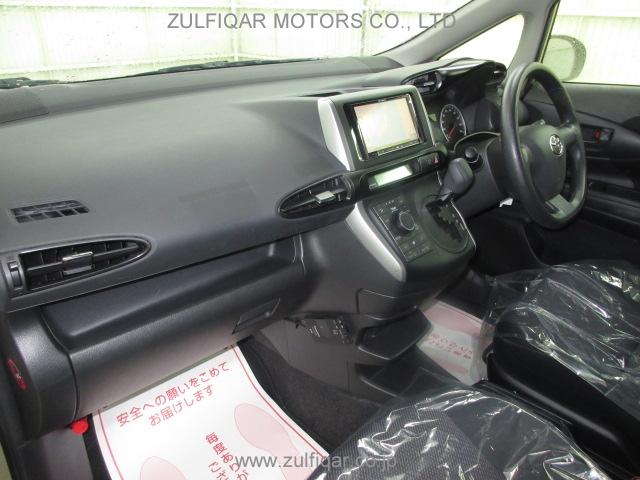 TOYOTA WISH 2013 Image 19