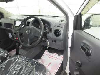NISSAN A.D S/V 2010 Image 8