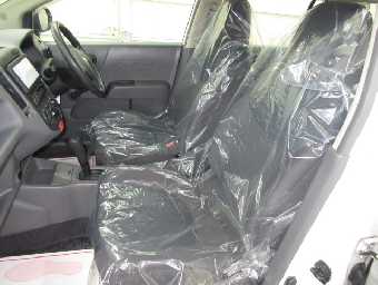 NISSAN A.D S/V 2010 Image 10
