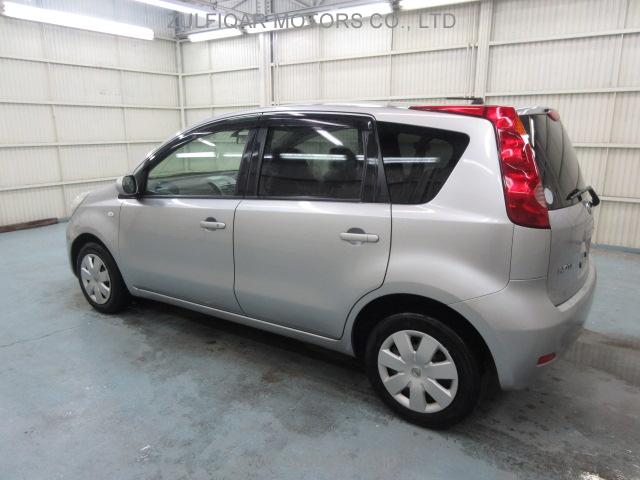 NISSAN NOTE 2010 Image 3