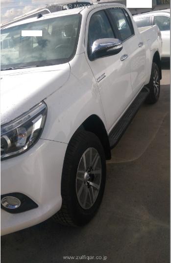 TOYOTA HILUX 2016 Image 3