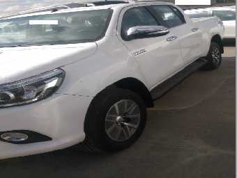 TOYOTA HILUX 2016 Image 3