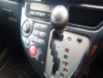 TOYOTA WISH 2003 Image 8