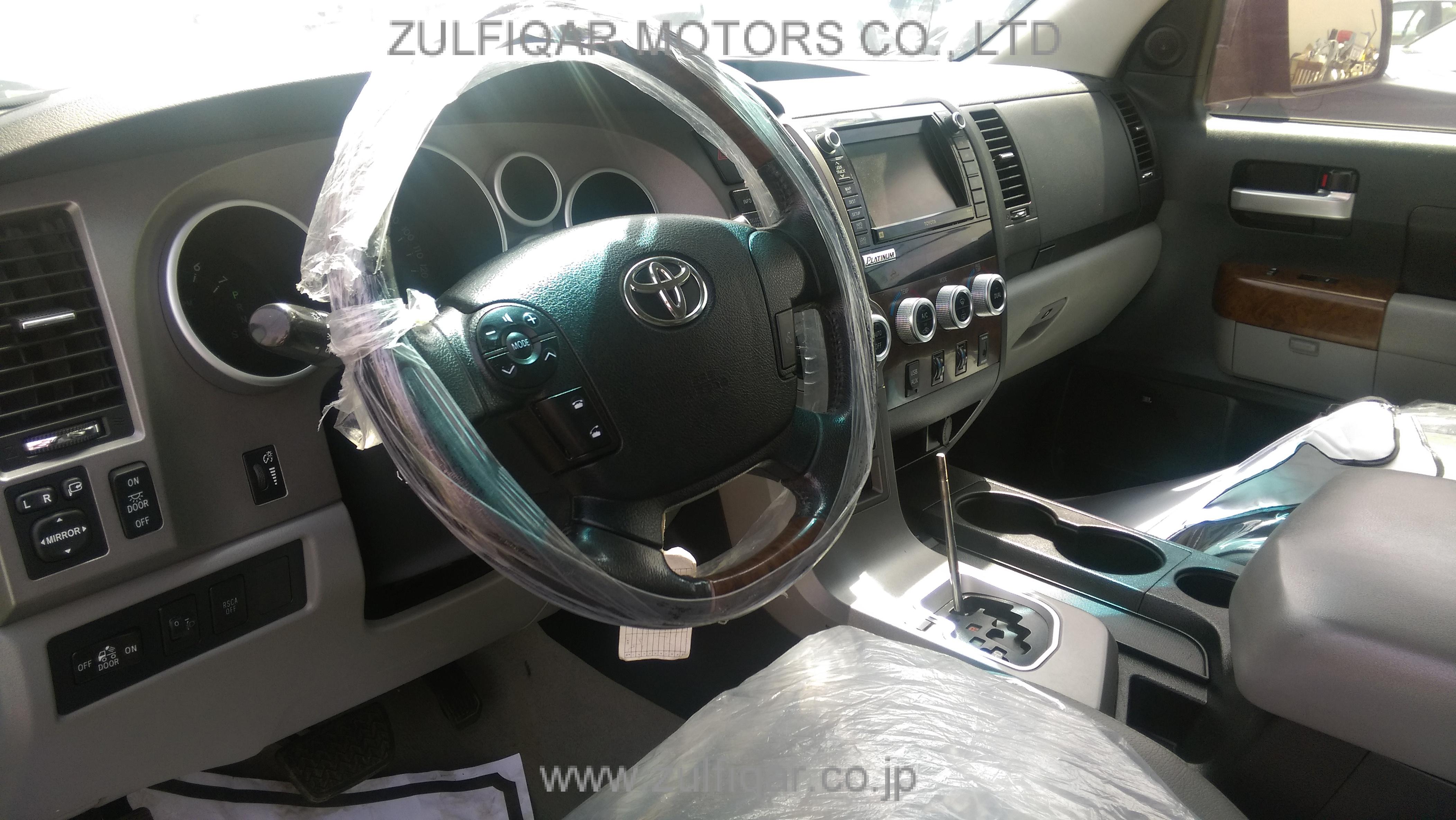 TOYOTA TUNDRA 2011 Image 2