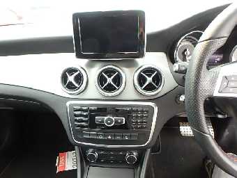 MERCEDES BENZ CLA CLASS 2013 Image 9