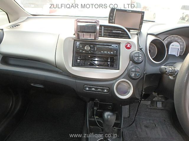 HONDA FIT HYBRID 2011 Image 11