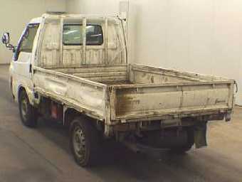 NISSAN VANETTE TRUCK 2003 Image 2