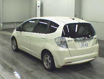 HONDA FIT HYBRID 2013 Image 2