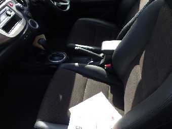 HONDA FIT HYBRID 2013 Image 8