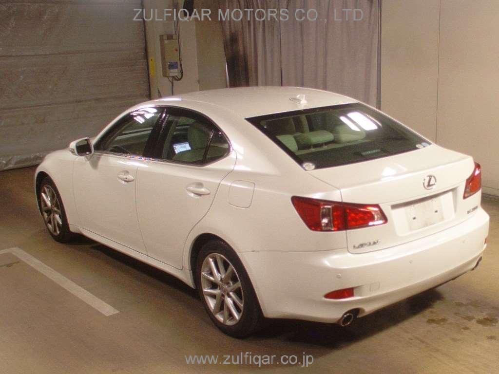 LEXUS IS 250 2010 Image 2