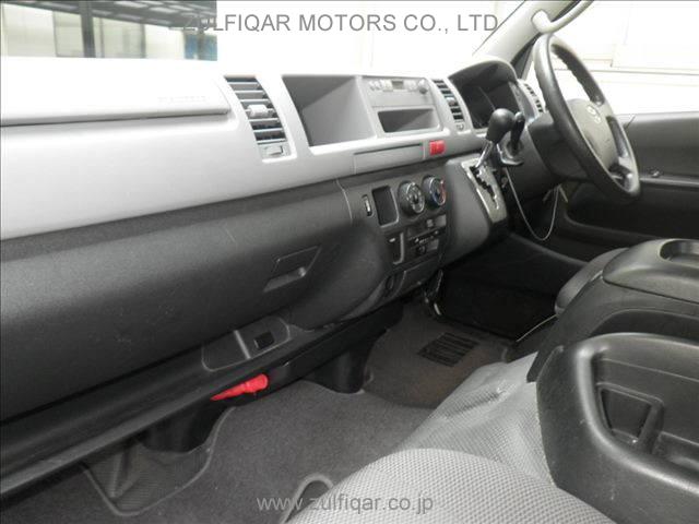 TOYOTA HIACE WAGON 2012 Image 3