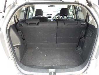 HONDA FIT HYBRID 2012 Image 9