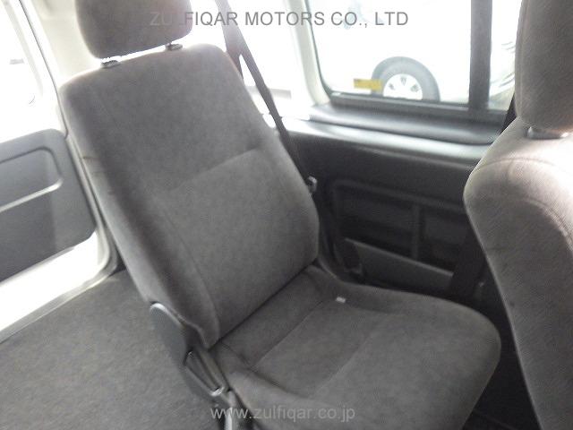 TOYOTA HIACE WAGON 2011 Image 11