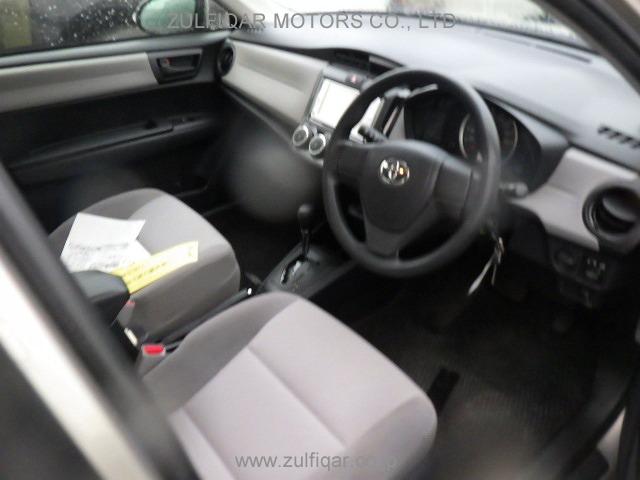 TOYOTA COROLLA AXIO 2012 Image 12