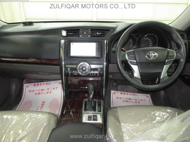 TOYOTA MARK X 2012 Image 2