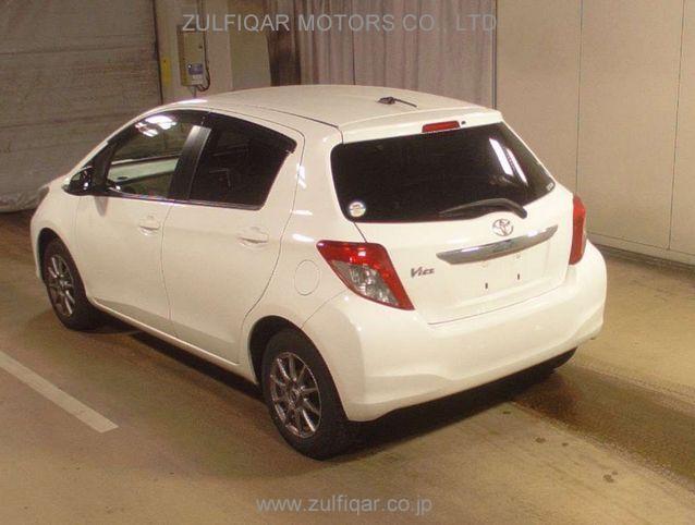 TOYOTA VITZ 2012 Image 3