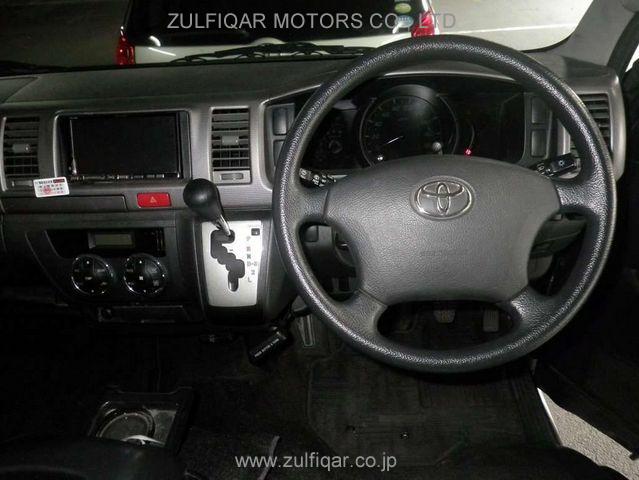 TOYOTA HIACE 2011 Image 2