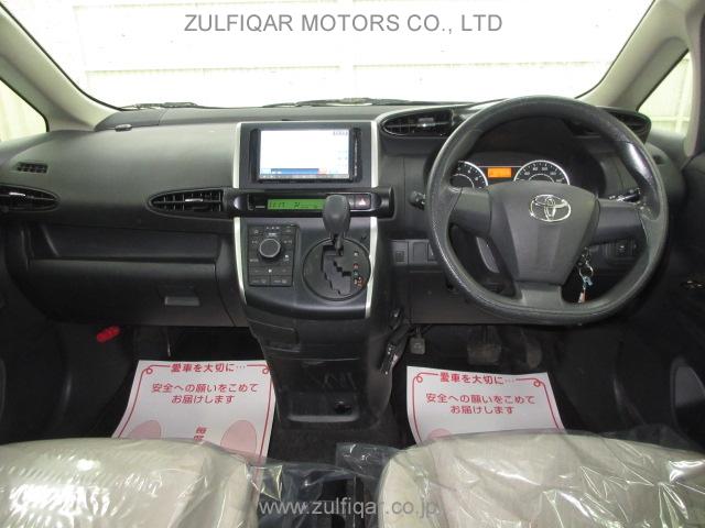 TOYOTA WISH 2011 Image 2