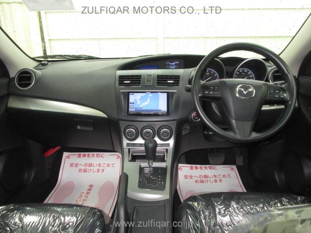 MAZDA AXELA 2012 Image 2