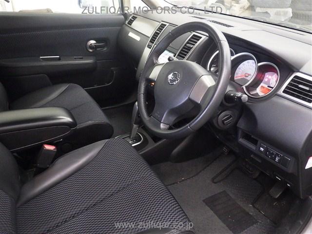 NISSAN TIIDA 2012 Image 4