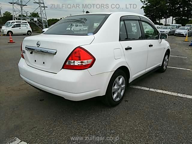 NISSAN TIIDA LATIO 2012 Image 2