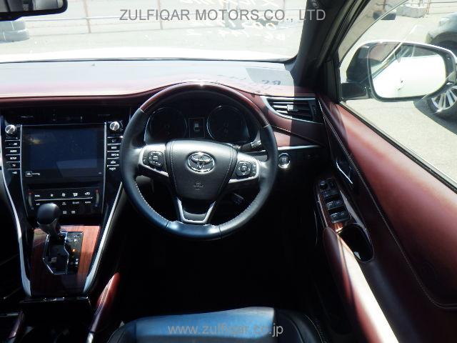 TOYOTA HARRIER 2014 Image 5