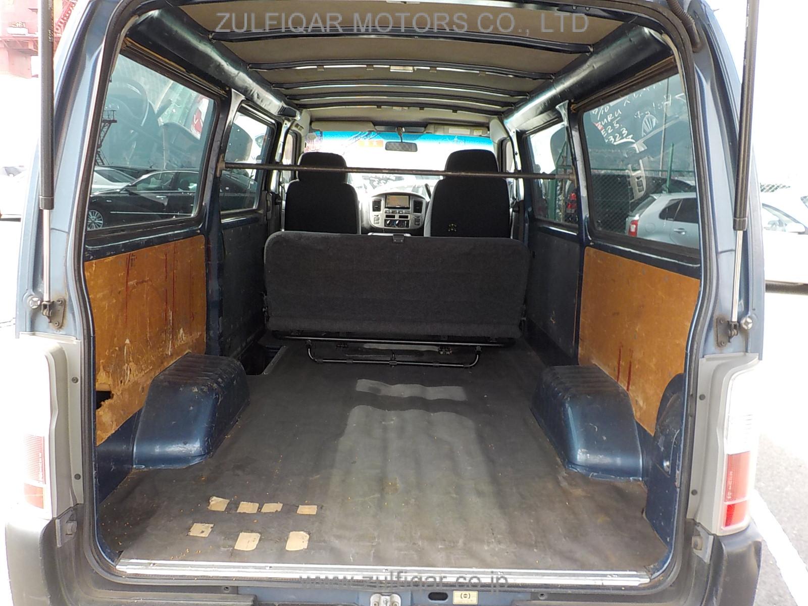 NISSAN CARAVAN 2008 Image 6