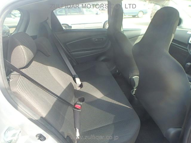 TOYOTA VITZ 2015 Image 10