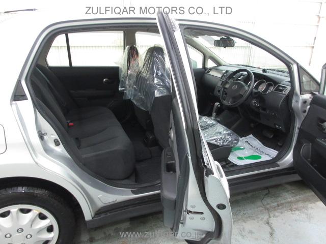 NISSAN TIIDA LATIO 2012 Image 10