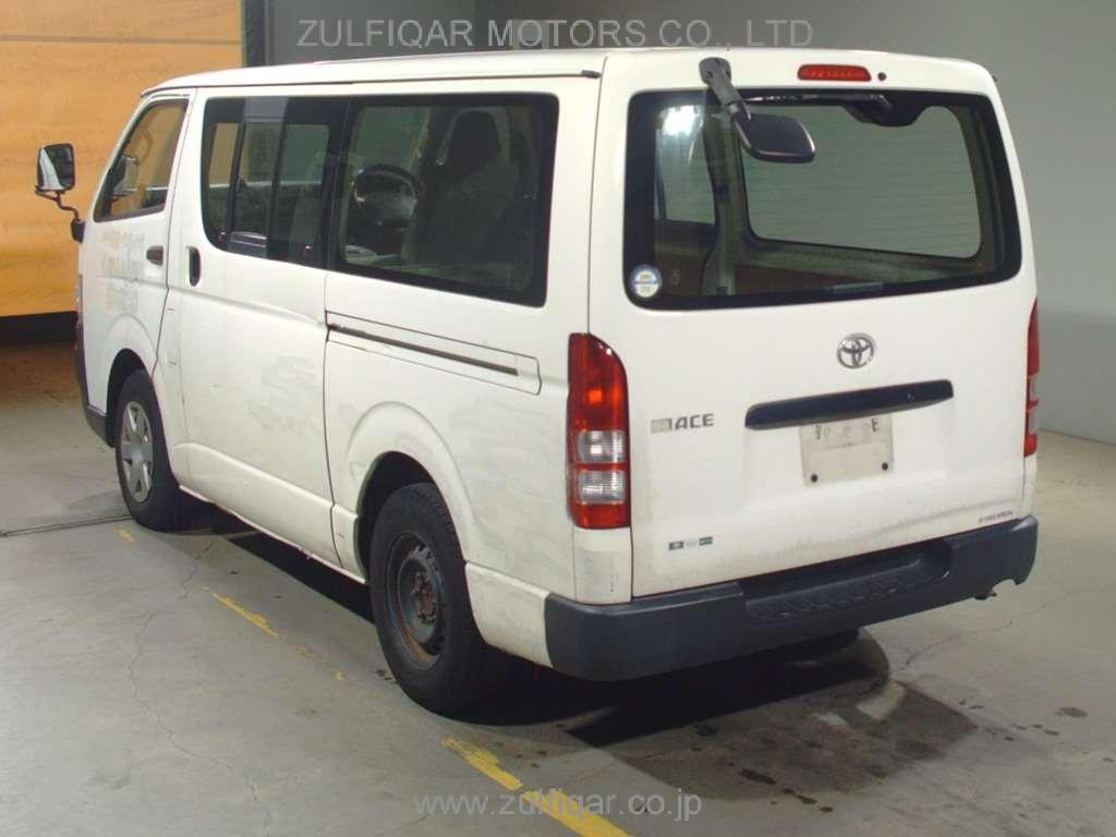 TOYOTA HIACE 2007 Image 2