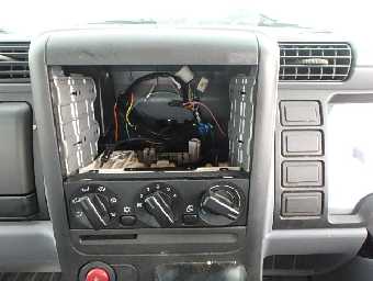 MITSUBISHI CANTER GUTS TRUCK 2010 Image 13