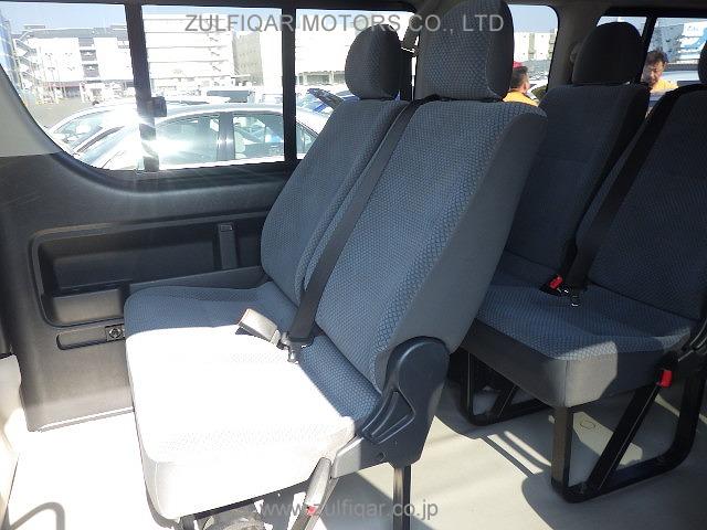 TOYOTA HIACE BUS 2013 Image 5