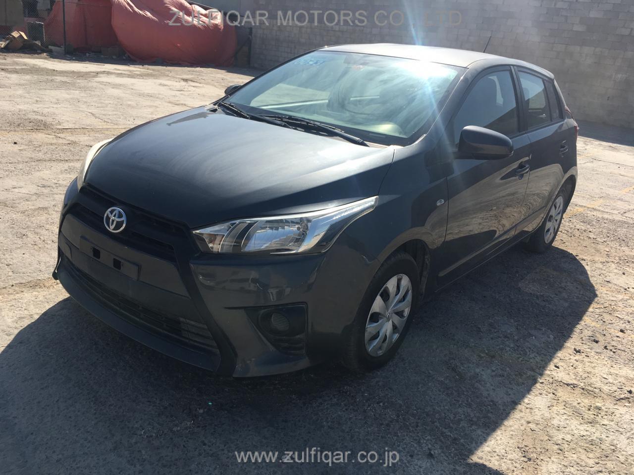 TOYOTA YARIS 2015 Image 5