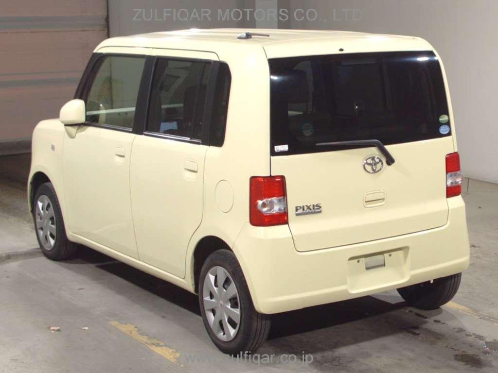 TOYOTA PIXIS SPACE 2015 Image 2