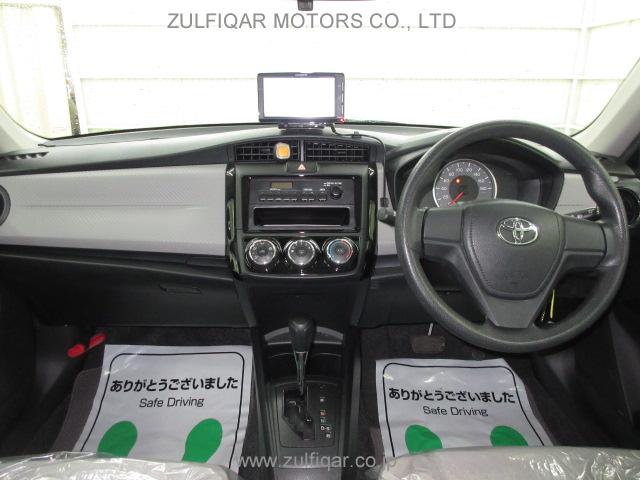 TOYOTA COROLLA AXIO 2013 Image 2