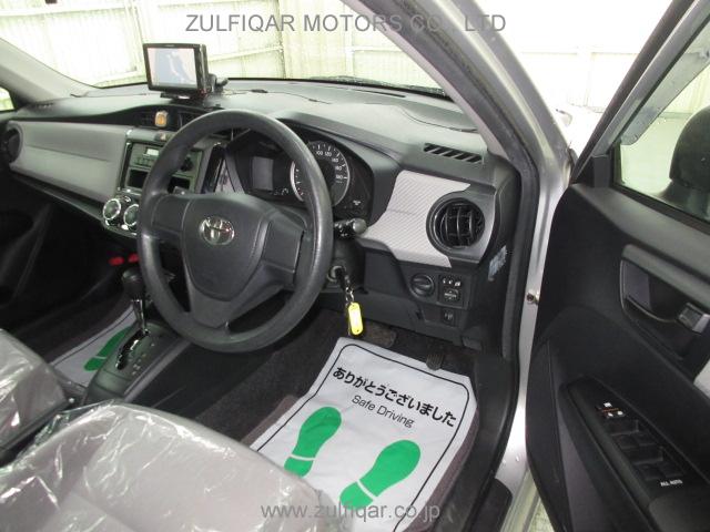 TOYOTA COROLLA AXIO 2013 Image 8