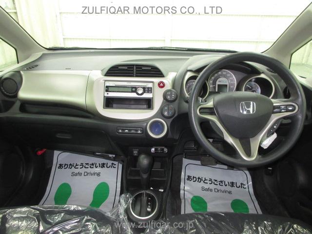 HONDA FIT HYBRID 2013 Image 2