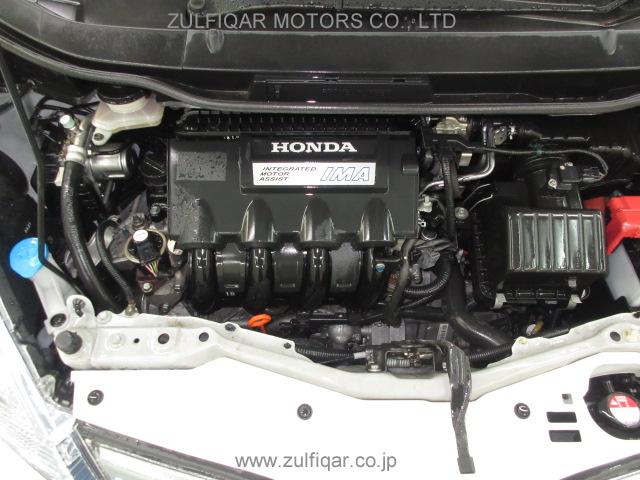 HONDA FIT HYBRID 2013 Image 6