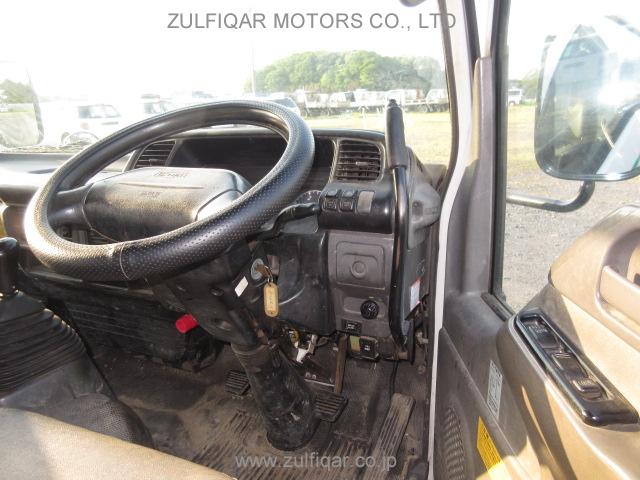 ISUZU ELF DUMP TRUCK 2004 Image 28