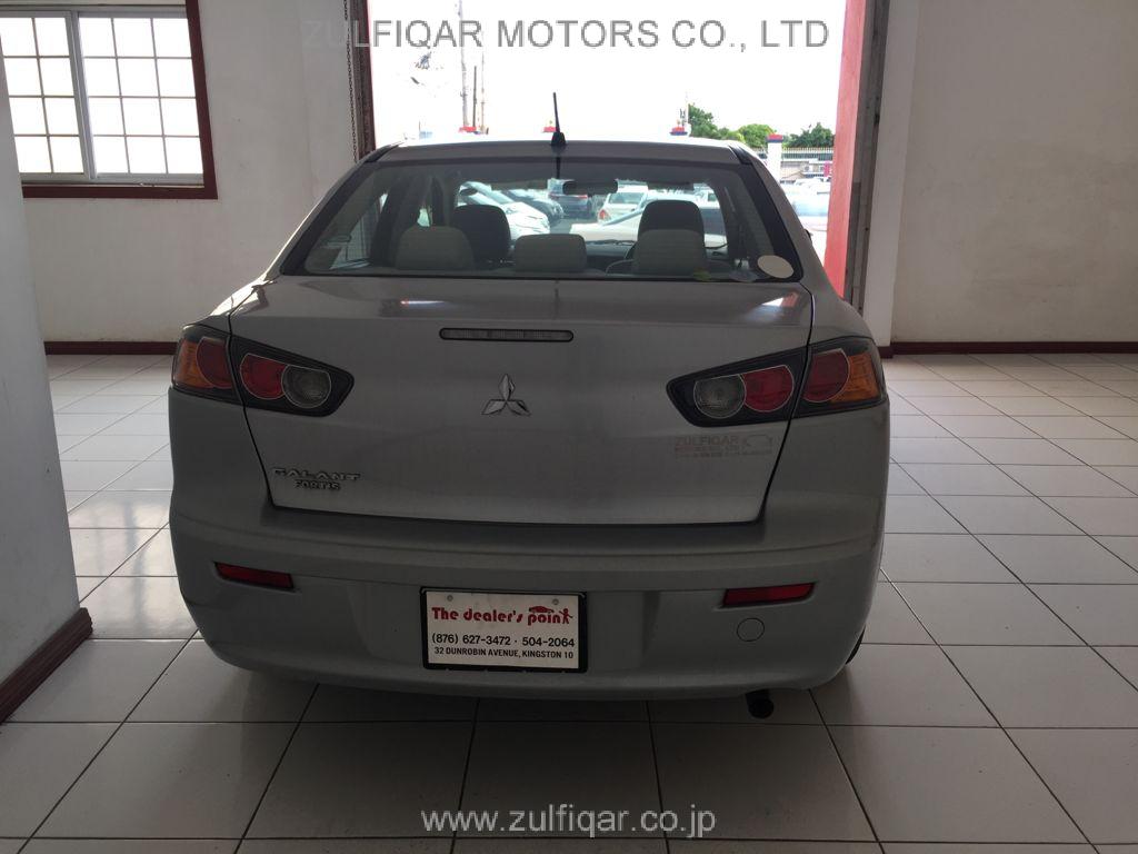 MITSUBISHI GALANT FORTIS 2013 Image 4