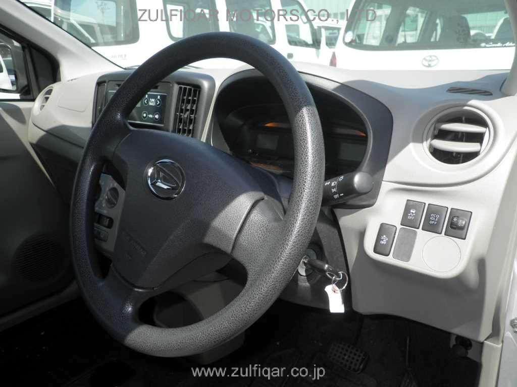 DAIHATSU MIRA E:S 2015 Image 7