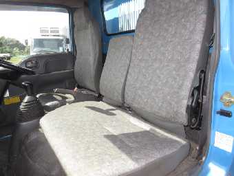 ISUZU ELF TRUCK 2004 Image 23