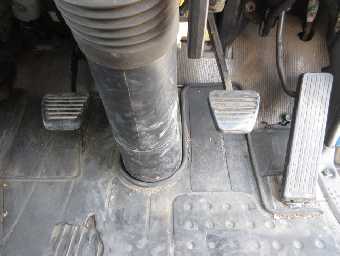 ISUZU ELF TRUCK 2004 Image 27
