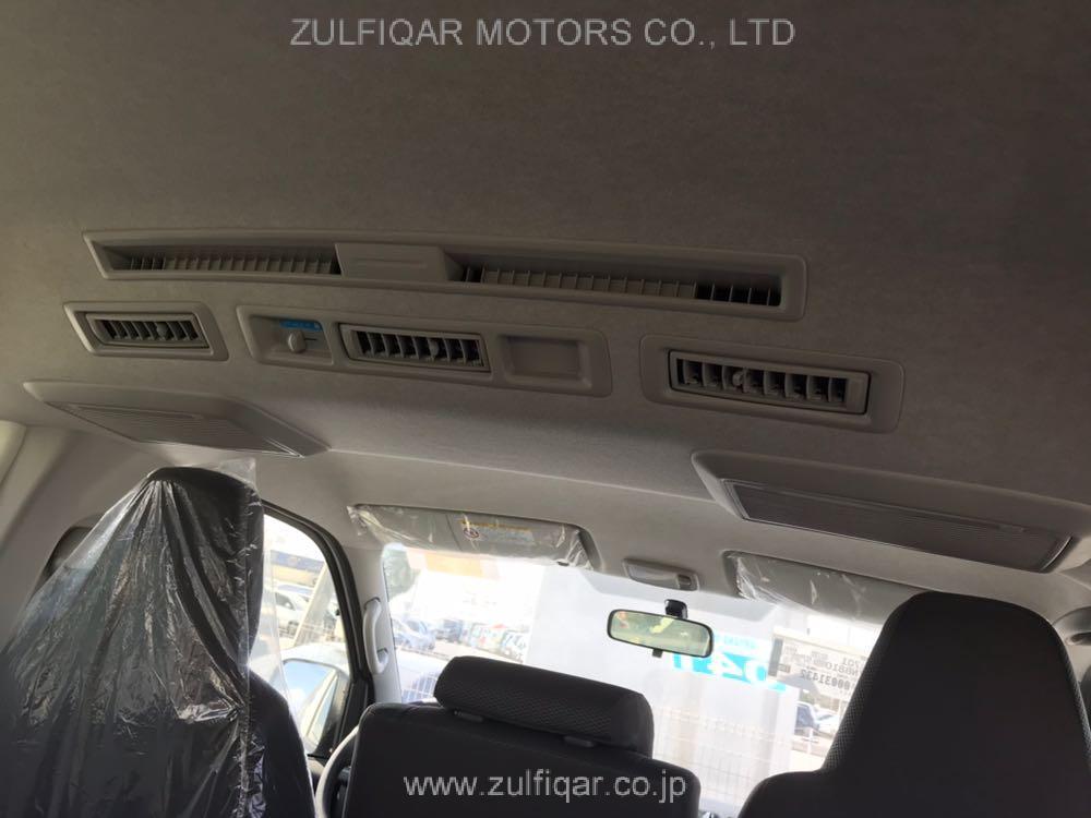 TOYOTA HIACE 2018 Image 6