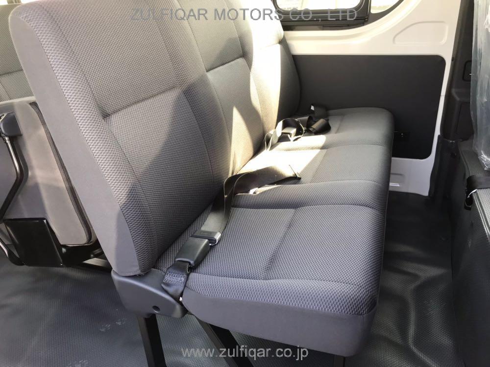 TOYOTA HIACE 2018 Image 7
