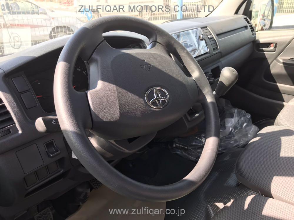 TOYOTA HIACE 2018 Image 10