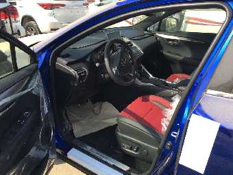 LEXUS NX200 2017 Image 2