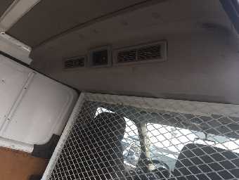 NISSAN URVAN 2010 Image 4